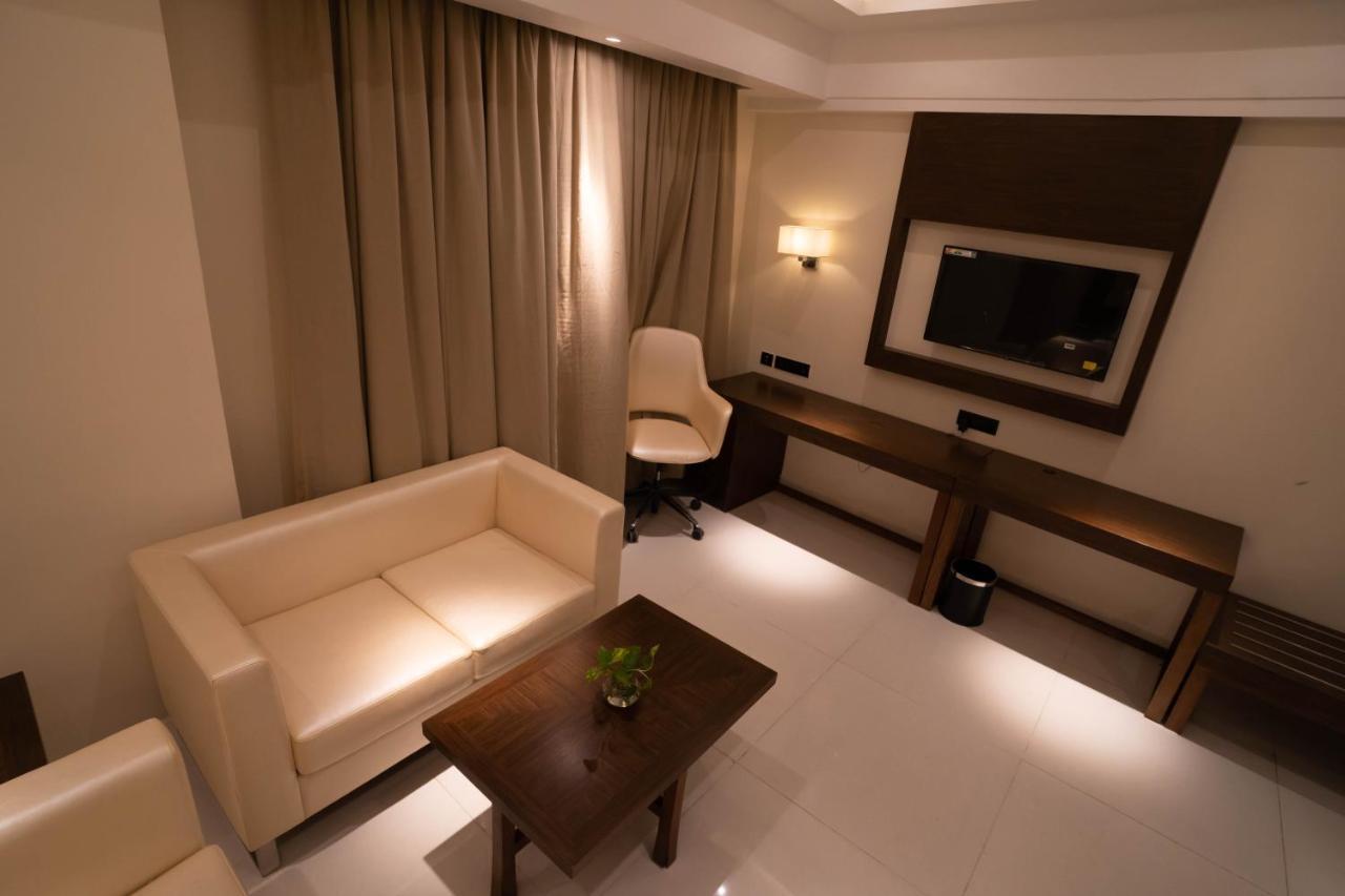 The Parkline Agartala Luaran gambar